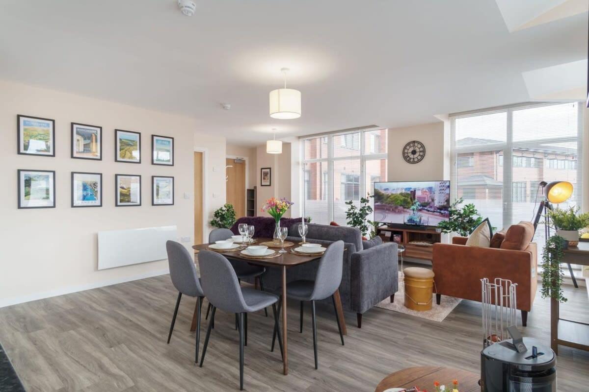 2 Bedroom Modern Apartment In Manchester Kültér fotó